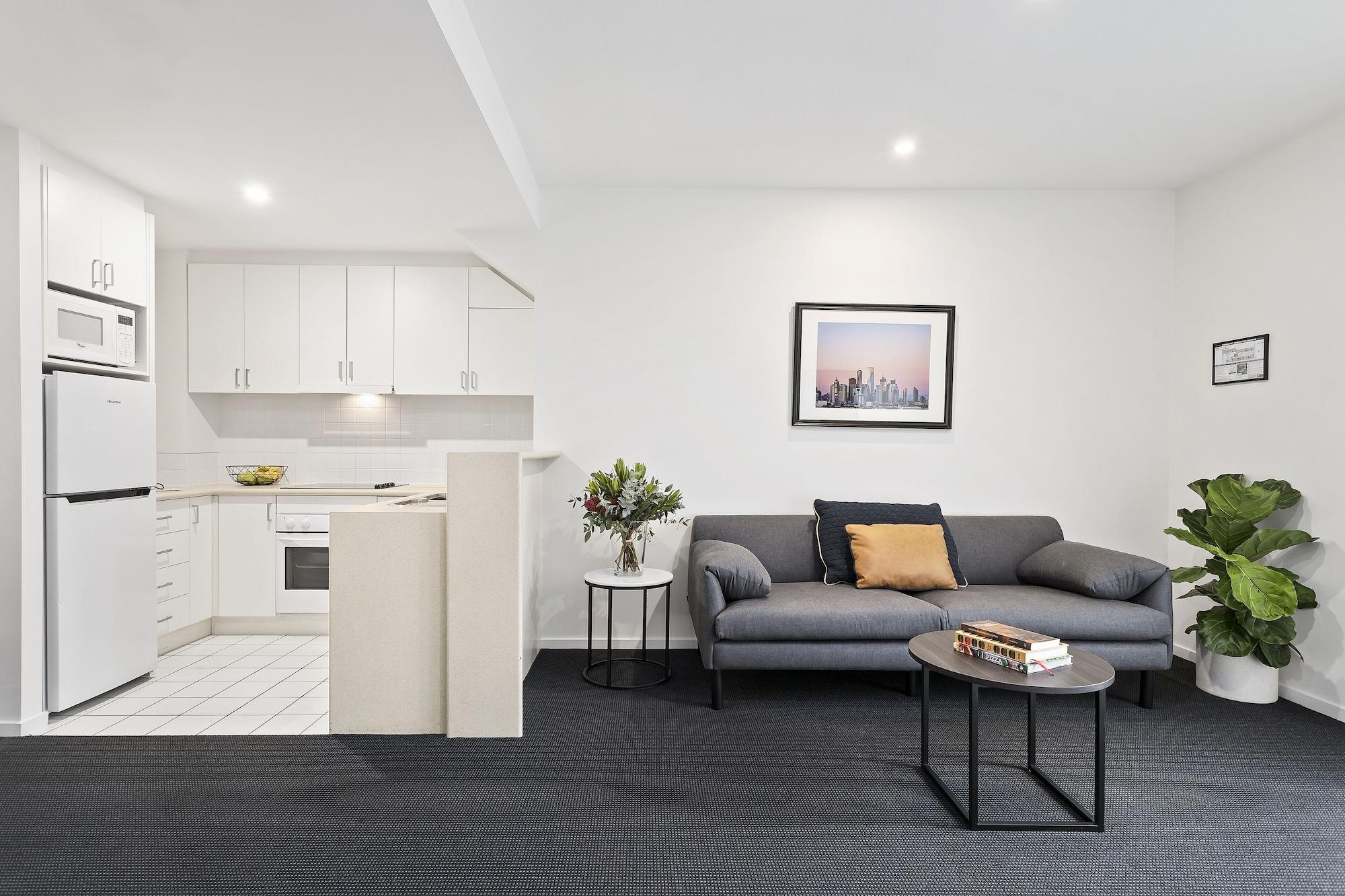 Quest Prahran Aparthotel Melbourne Exterior photo