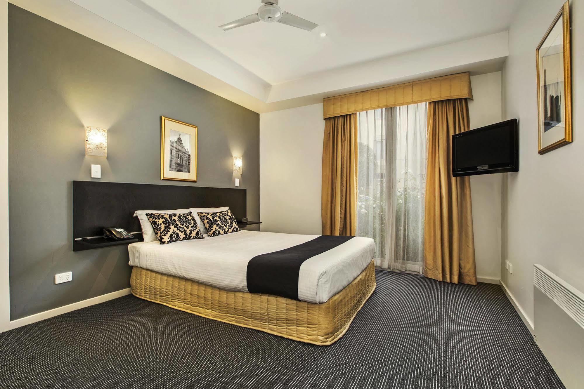 Quest Prahran Aparthotel Melbourne Exterior photo
